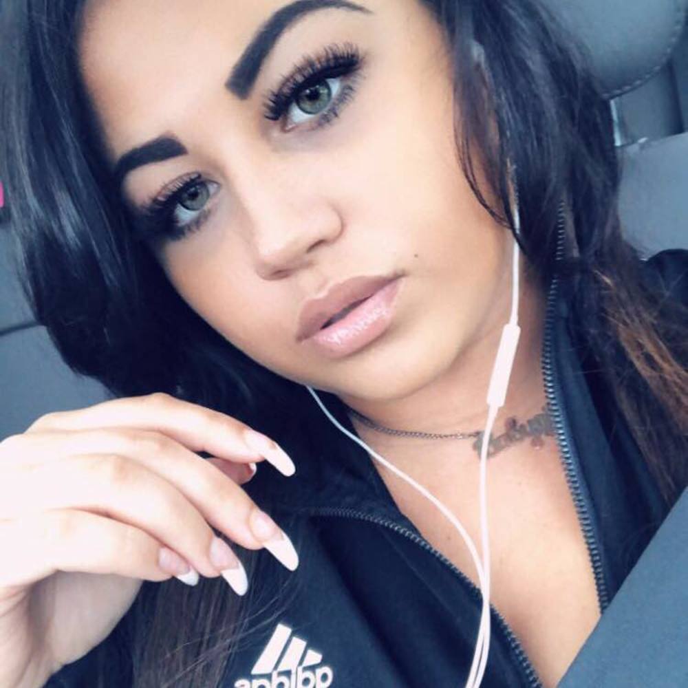 Meet your Posher, Cassy